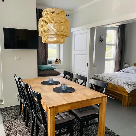 Klinovec Sun - Garazove Parkovani * Loučná pod Klínovcem