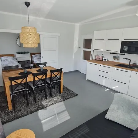 Klinovec Sun - Garazove Parkovani Loučná pod Klínovcem