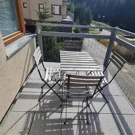 Apartment Klinovec Sun - Garazove Parkovani